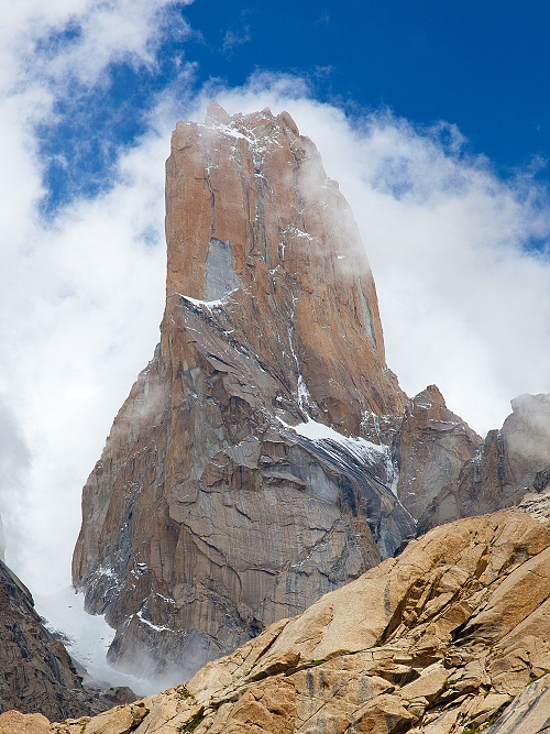 Trango Tower 6239m.n.m. - foto: Jindich Bedn