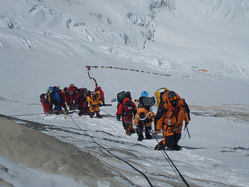 Everest fronta
