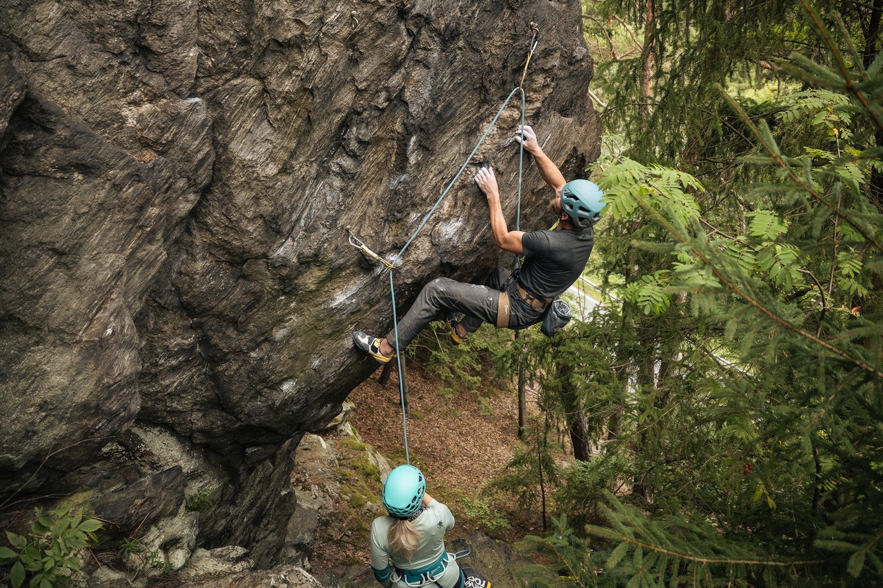 Kliknutm zavete okno.