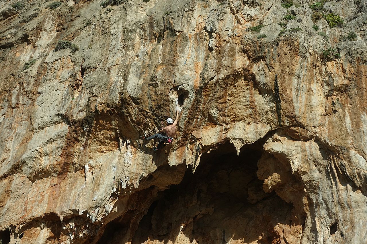 Kliknutm zavete okno.