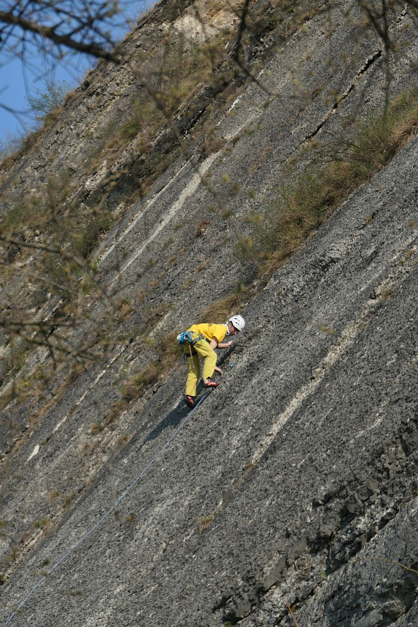 Kliknut�m zav�ete okno.