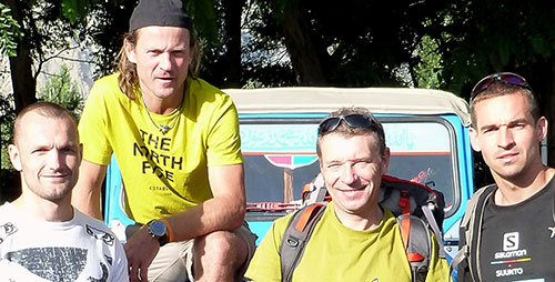 Mra Novotn, Mra Holeek, Zdenk Hrub a Tom Petreek